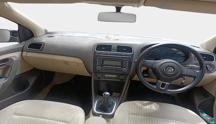 2011 Volkswagen Vento HIGHLINE 1.6 MPI, Petrol, Manual, 16,603 km, interior