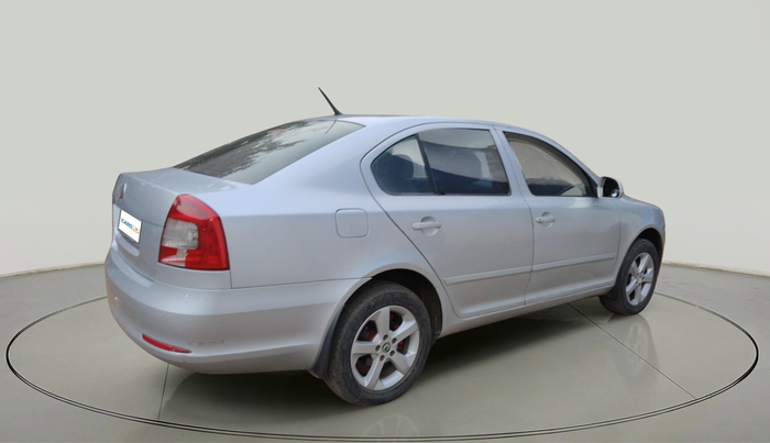 2012 Skoda Laura AMBIENTE 2.0 TDI CR MT, Diesel, Manual, 1,06,623 km, exterior