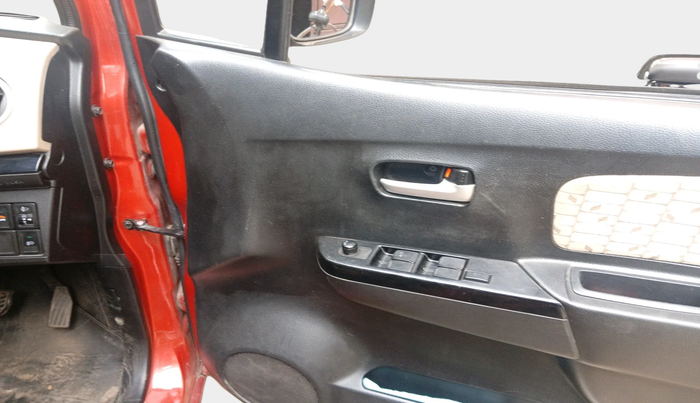 2018 Maruti Wagon R 1.0 VXI AMT, Petrol, Automatic, 81,355 km, interior