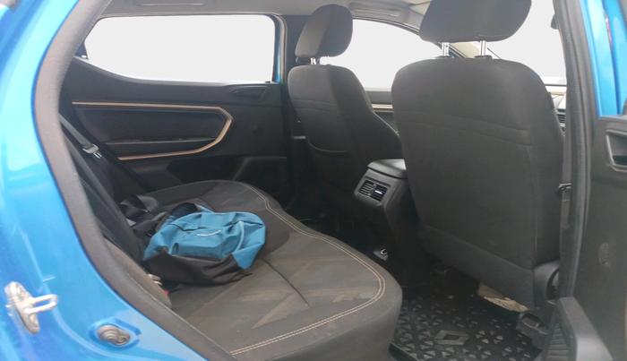 2022 Renault Kiger RXT (O) MT, Petrol, Manual, 87,987 km, interior