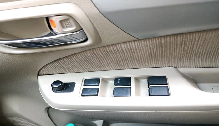 2014 Maruti Ertiga ZXI, Petrol, Manual, 1,46,262 km, interior