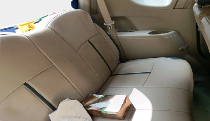 2014 Maruti Ertiga ZXI, Petrol, Manual, 1,46,262 km, interior