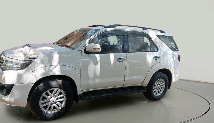 2012 Toyota Fortuner 3.0 4X4 MT, Diesel, Manual, 1,16,955 km, exterior