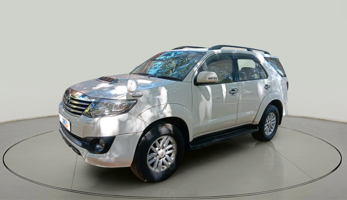 2012 Toyota Fortuner 3.0 4X4 MT, Diesel, Manual, 1,16,955 km, exterior