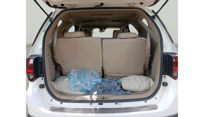 2012 Toyota Fortuner 3.0 4X4 MT, Diesel, Manual, 1,16,955 km, exterior