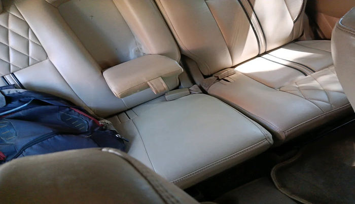 2012 Toyota Fortuner 3.0 4X4 MT, Diesel, Manual, 1,16,955 km, interior