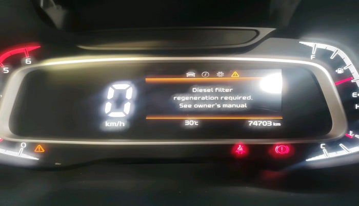 2023 KIA SONET HTX 1.5 DIESEL MT, Diesel, Manual, 74,703 km, interior