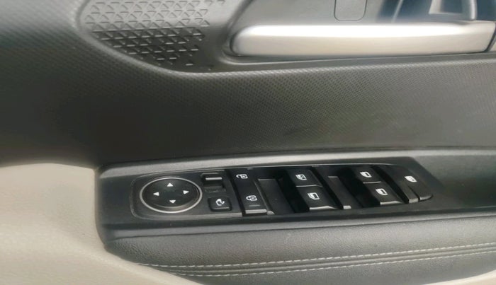 2023 KIA SONET HTX 1.5 DIESEL MT, Diesel, Manual, 74,703 km, interior