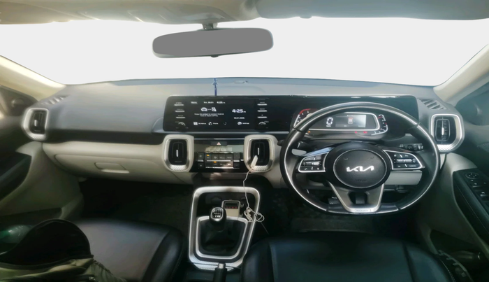 2023 KIA SONET HTX 1.5 DIESEL MT, Diesel, Manual, 74,703 km, interior