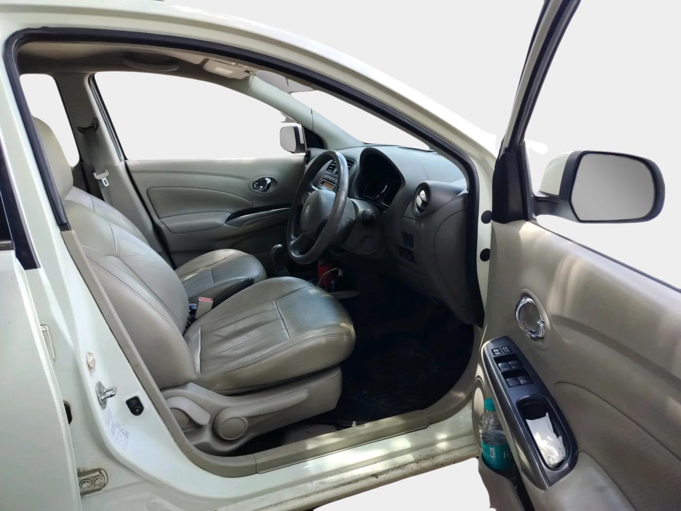 2012 Renault Scala RXZ DIESEL, Diesel, Manual, 1,29,280 km, interior