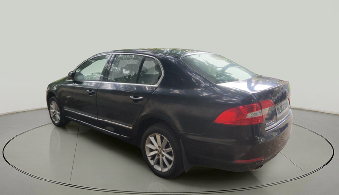 2014 Skoda Superb ELEGANCE 2.0 TDI CR AT, Diesel, Automatic, 1,24,079 km, exterior
