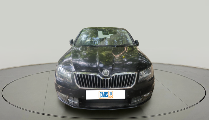 2014 Skoda Superb ELEGANCE 2.0 TDI CR AT, Diesel, Automatic, 1,24,079 km, exterior