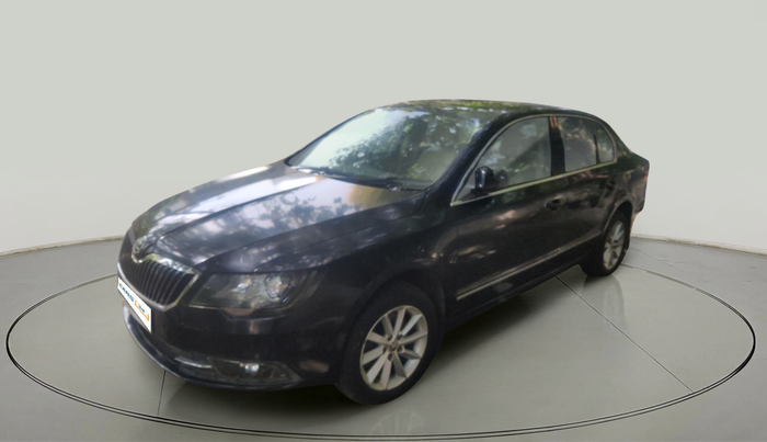 2014 Skoda Superb ELEGANCE 2.0 TDI CR AT, Diesel, Automatic, 1,24,079 km, exterior