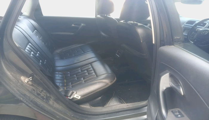 2017 Volkswagen Polo ALLSTAR 1.2, Petrol, Manual, 97,000 km, interior