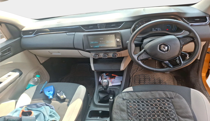 2020 Renault TRIBER RXT AMT, Petrol, Automatic, 40,319 km, interior