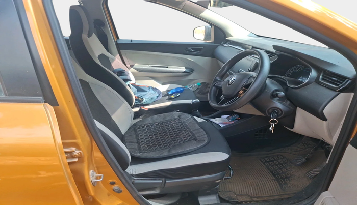 2020 Renault TRIBER RXT AMT, Petrol, Automatic, 40,319 km, interior