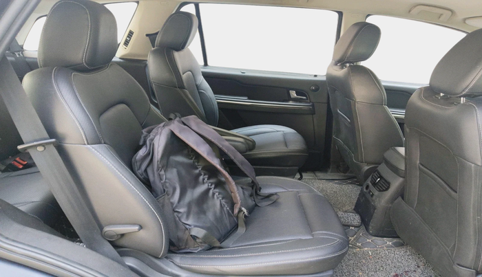 2019 Tata Hexa XTA 4X2 6 STR, Diesel, Automatic, 1,53,951 km, interior