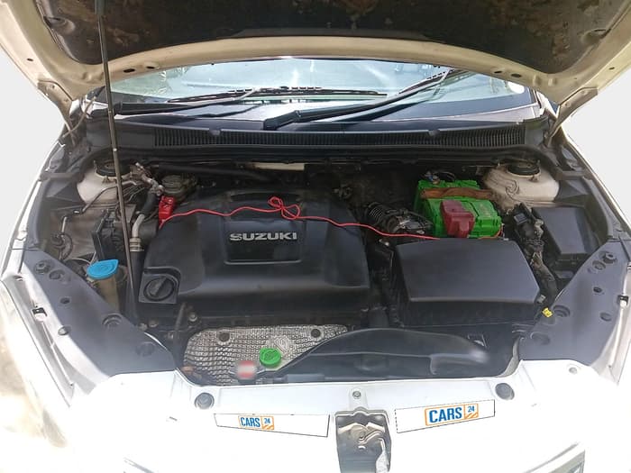 2011 Maruti Kizashi 2.4L MT, Petrol, Manual, 1,49,327 km, exterior