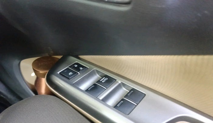 2014 Honda City 1.5L I-VTEC V MT, Petrol, Manual, 1,13,120 km, interior