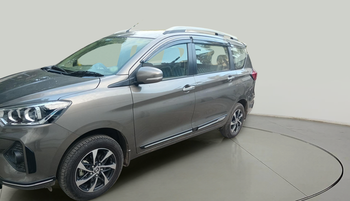 2023 Toyota RUMION V AT , Petrol, Automatic, 4,066 km, exterior