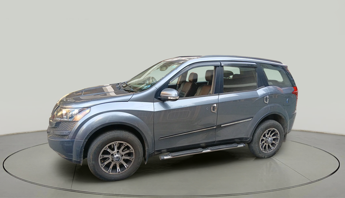 2014 Mahindra XUV500 W6, Diesel, Manual, 98,730 km, exterior