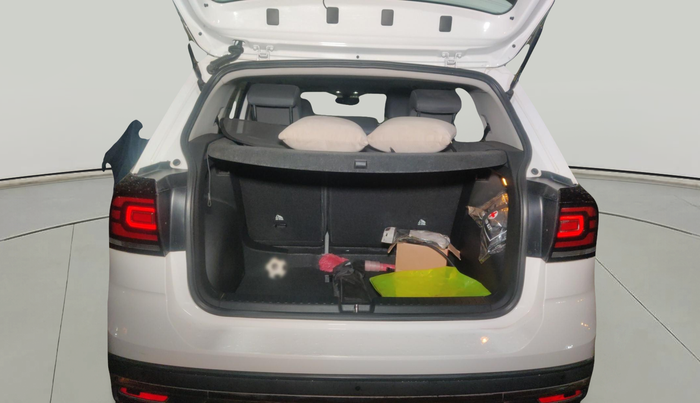 2023 Volkswagen TAIGUN TOPLINE 1.0 TSI MT, Petrol, Manual, 19,500 km, exterior