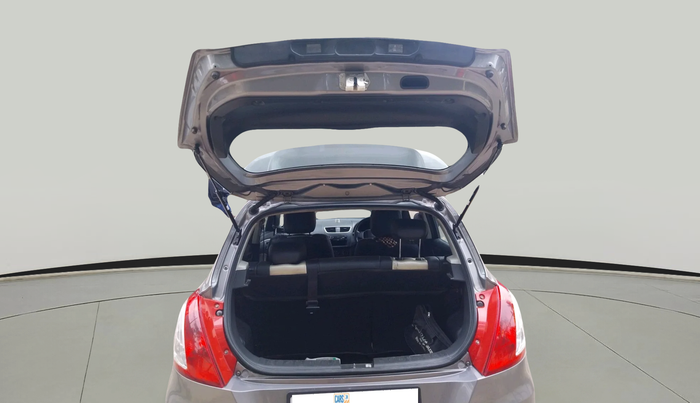 2015 Maruti Swift LXI, Petrol, Manual, 66,105 km, exterior