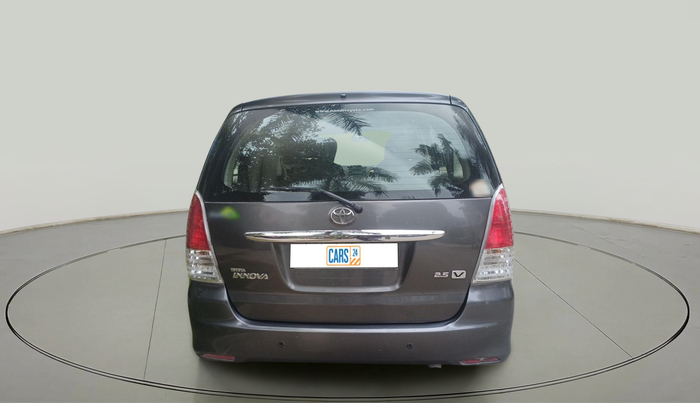 2011 Toyota Innova V 2.5 7 STR, Diesel, Manual, 1,67,029 km, exterior