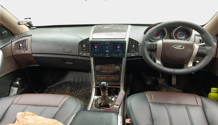 2014 Mahindra XUV500 W6, Diesel, Manual, 1,45,944 km, interior