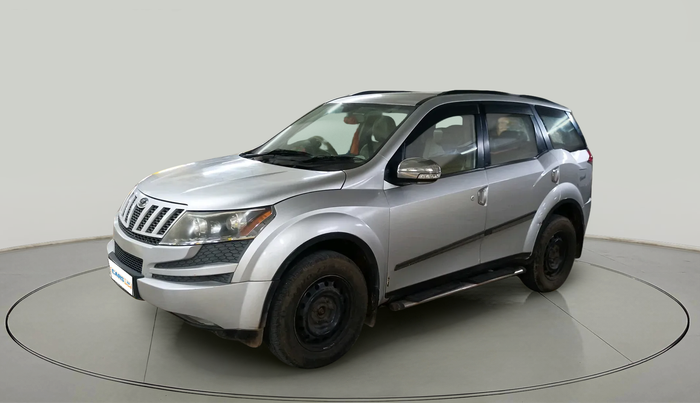 2014 Mahindra XUV500 W6, Diesel, Manual, 2,16,314 km, exterior