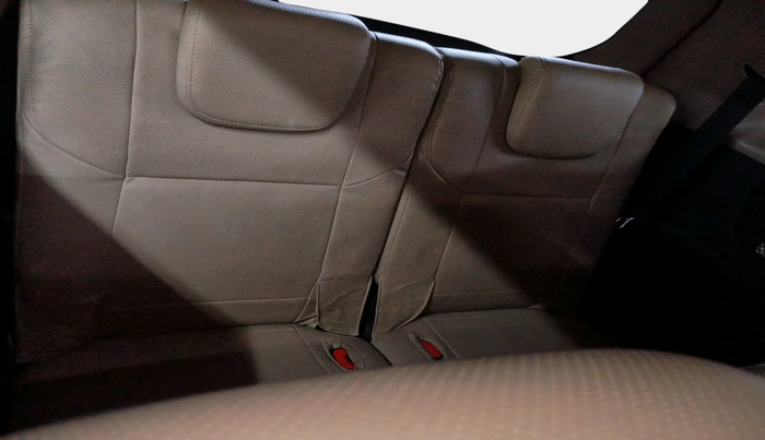 2014 Mahindra XUV500 W6, Diesel, Manual, 2,16,314 km, interior