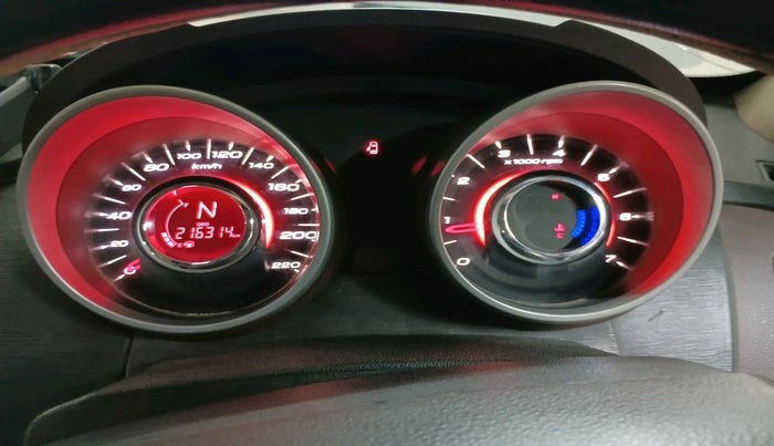 2014 Mahindra XUV500 W6, Diesel, Manual, 2,16,314 km, interior