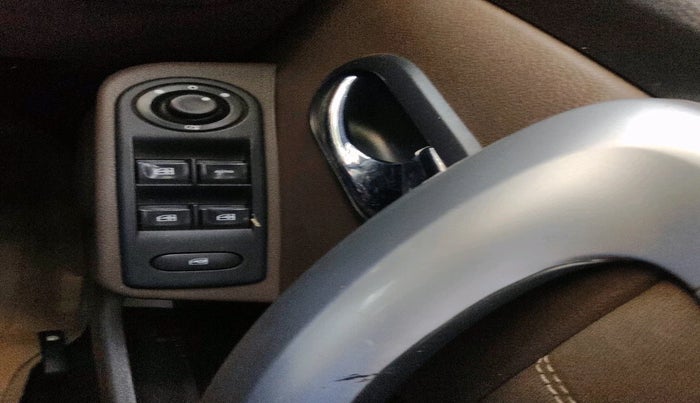 2016 Renault Duster 110 PS RXZ 4X2 AMT DIESEL, Diesel, Automatic, 77,142 km, interior