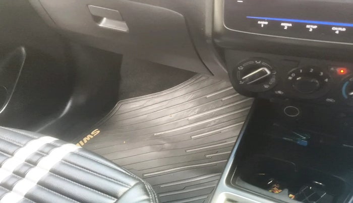 2022 Maruti Swift VXI, Petrol, Manual, 18,994 km, interior