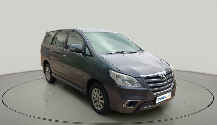 2013 Toyota Innova 2.5 VX 8 STR, Diesel, Manual, 1,13,904 km, exterior