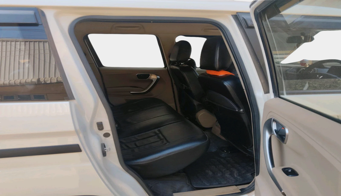 2023 Mahindra BOLERO NEO N10 R, Diesel, Manual, 19,789 km, interior