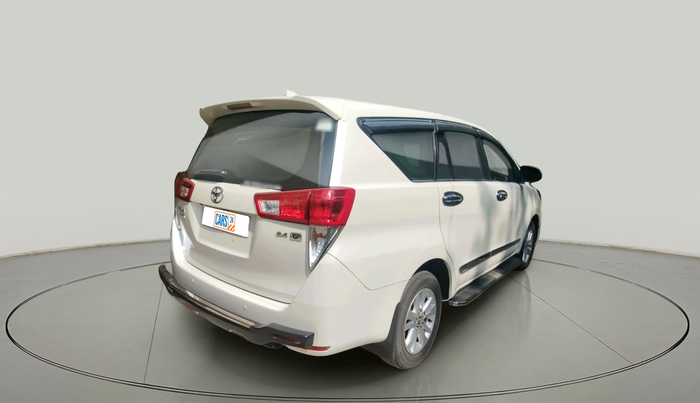 2016 Toyota Innova Crysta 2.4 VX 8 STR, Diesel, Manual, 56,718 km, exterior