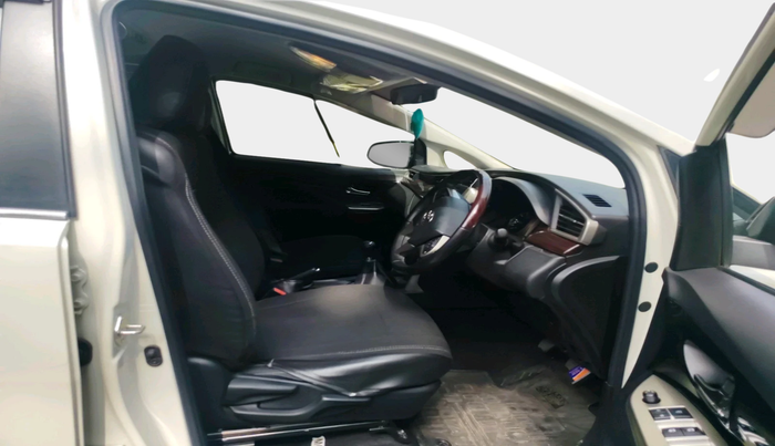 2016 Toyota Innova Crysta 2.4 VX 8 STR, Diesel, Manual, 56,718 km, interior