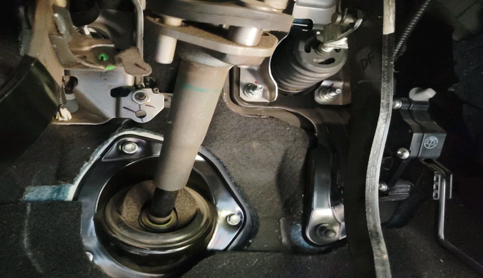 2016 Toyota Innova Crysta 2.4 VX 8 STR, Diesel, Manual, 56,718 km, interior