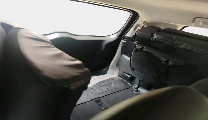 2016 Toyota Innova Crysta 2.4 VX 8 STR, Diesel, Manual, 56,718 km, interior