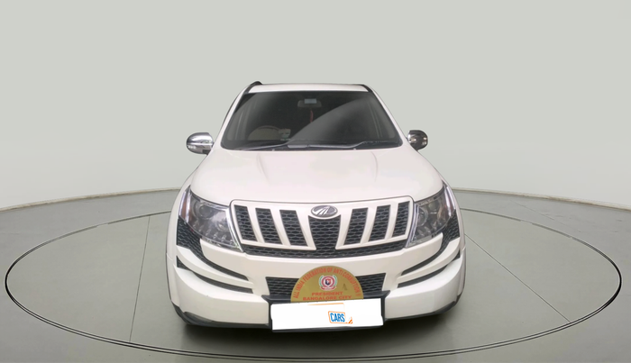 2013 Mahindra XUV500 W8, Diesel, Manual, 1,01,556 km, exterior