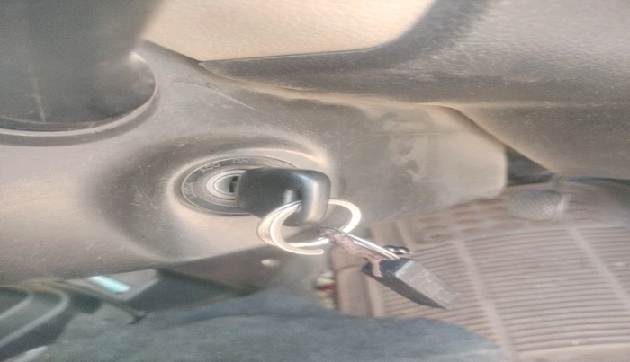 2023 Maruti Eeco 5 STR AC, Petrol, Manual, 69,327 km, interior