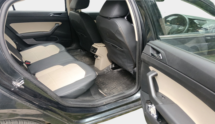 2022 Skoda SLAVIA STYLE 1.0L TSI MT, Petrol, Manual, 16,773 km, interior