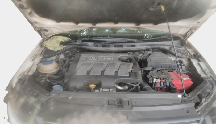 2014 Volkswagen Vento HIGHLINE DIESEL 1.6, Diesel, Manual, 1,71,134 km, exterior