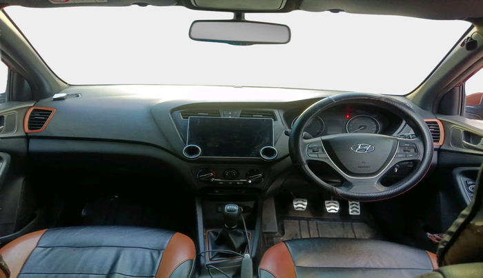 2017 Hyundai i20 Active 1.2 S, Petrol, Manual, 84,330 km, interior