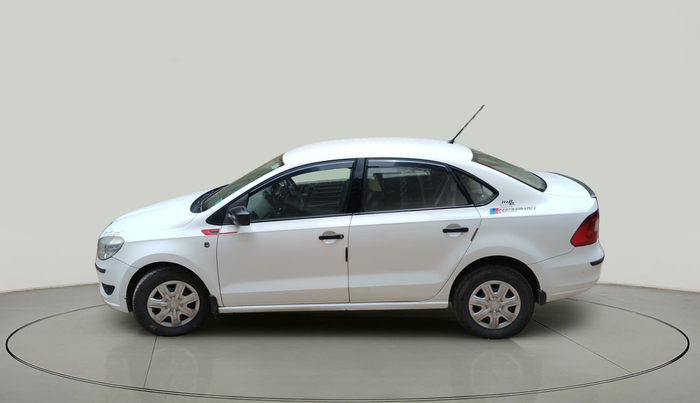 2012 Skoda Rapid ACTIVE 1.6 TDI CR MT, Diesel, Manual, 71,015 km, exterior