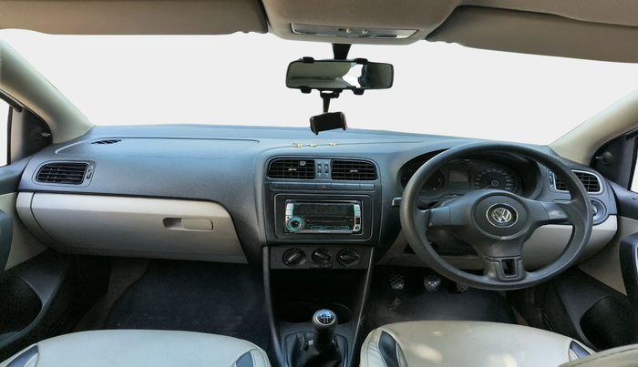 2011 Volkswagen Polo TRENDLINE 1.2L DIESEL, Diesel, Manual, 1,10,850 km, interior