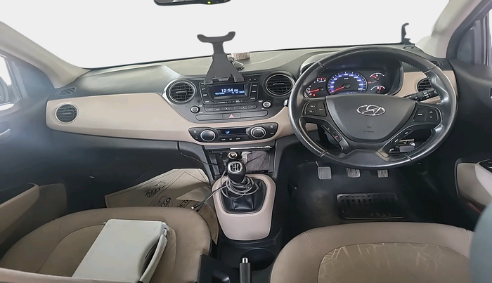 2014 Hyundai Xcent SX 1.2, Petrol, Manual, 80,036 km, interior