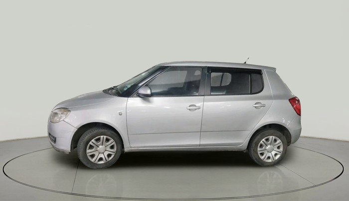 2010 Skoda Fabia CLASSIC 1.2 MPI, Petrol, Manual, 1,03,128 km, exterior