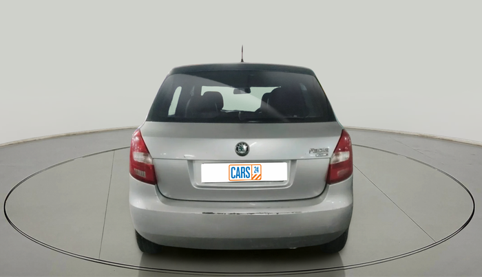 2010 Skoda Fabia CLASSIC 1.2 MPI, Petrol, Manual, 1,03,128 km, exterior